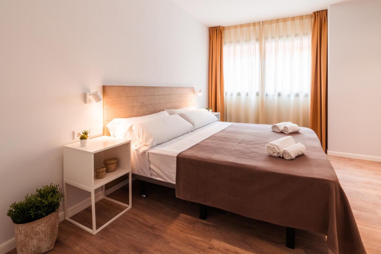 Lindala Hotell Valencia Exteriör bild